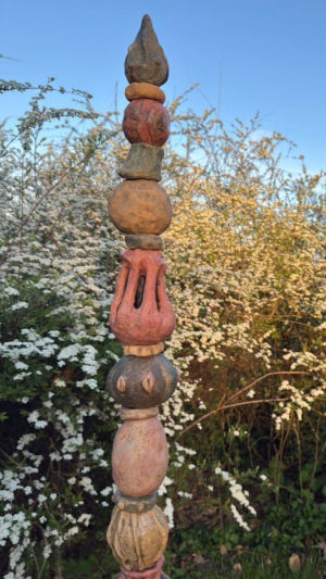 Eva Vanmol - Totem 'Victoria' (Detail 1)(Ceramic)